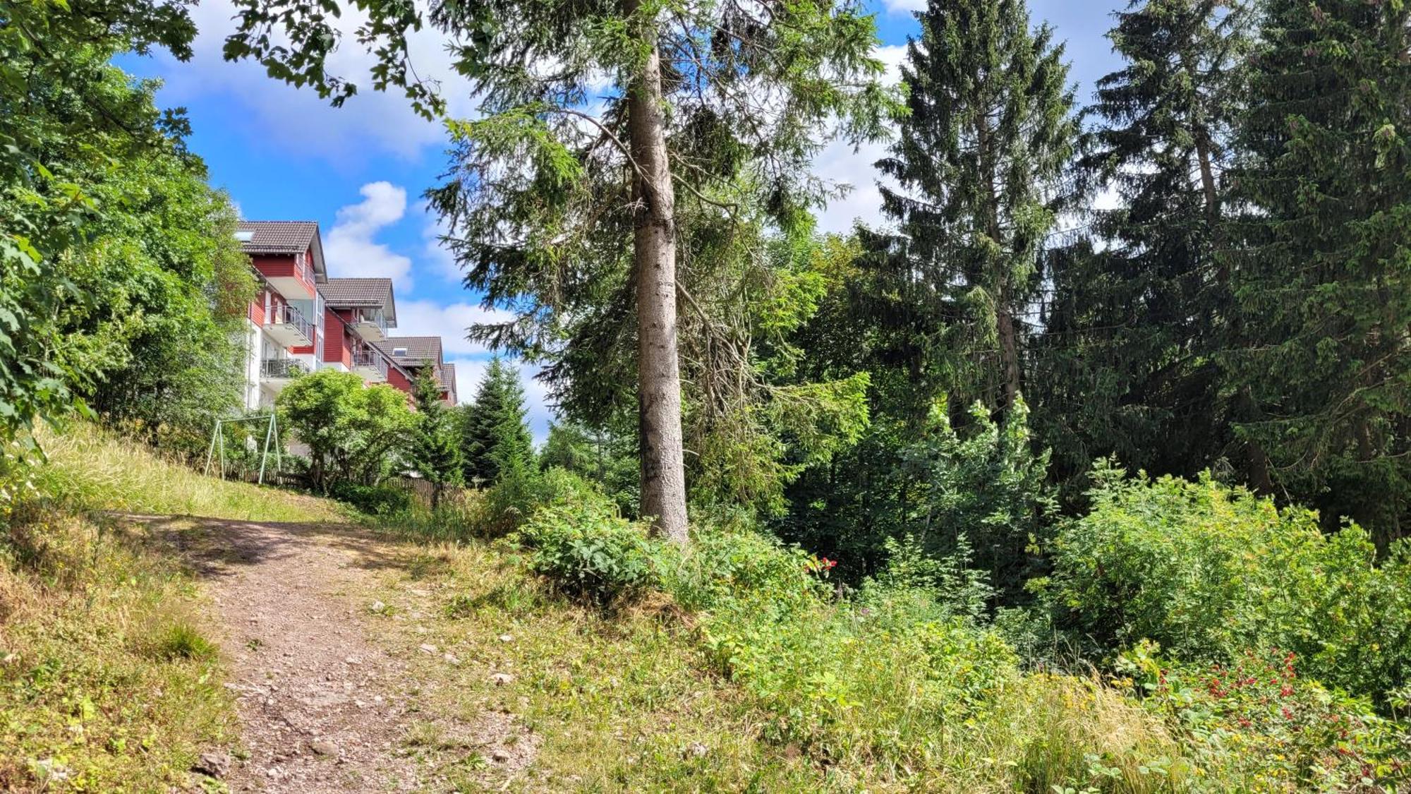 Wohlfuehl-Ferienwohnung Mit Tiefgarage Im Gruenen Oberhof  Kültér fotó