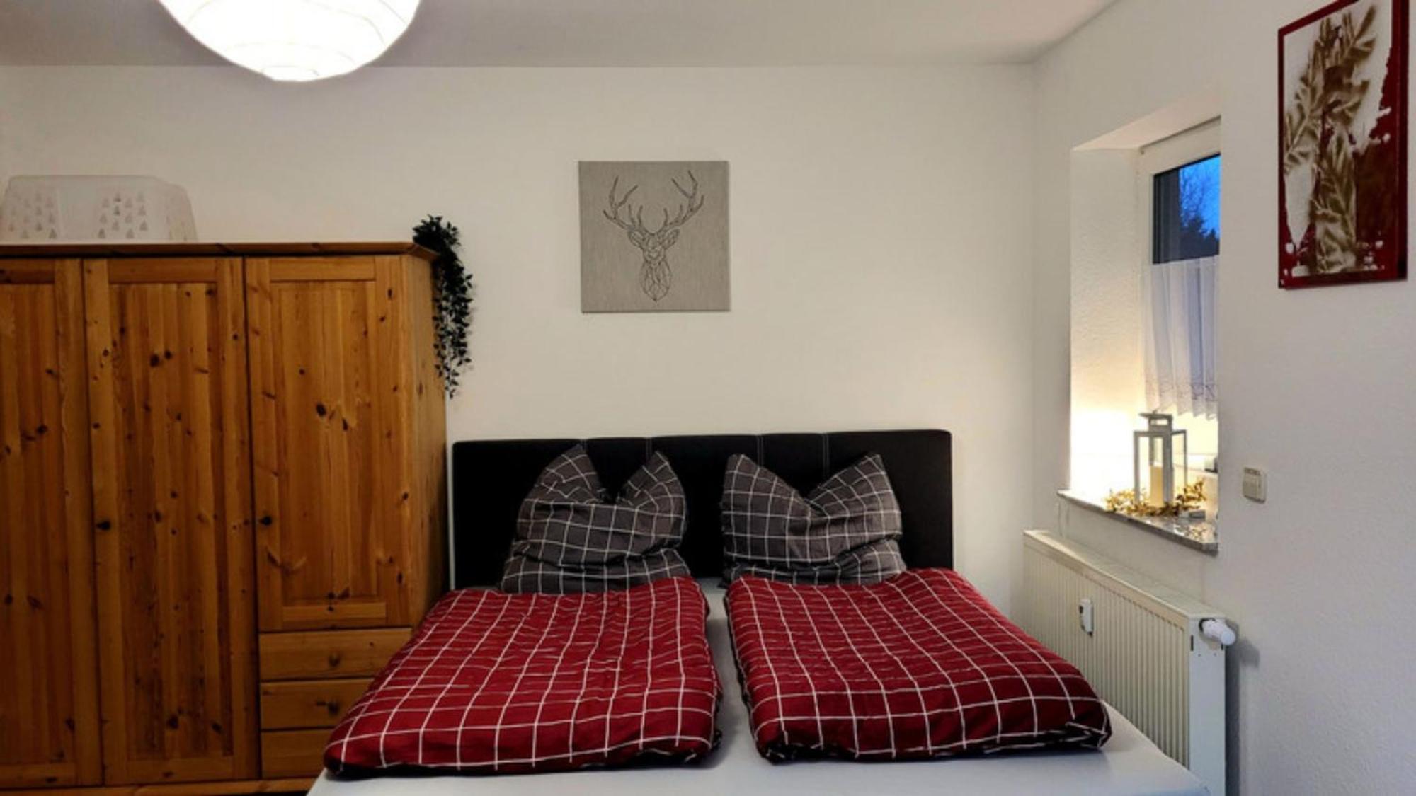 Wohlfuehl-Ferienwohnung Mit Tiefgarage Im Gruenen Oberhof  Kültér fotó
