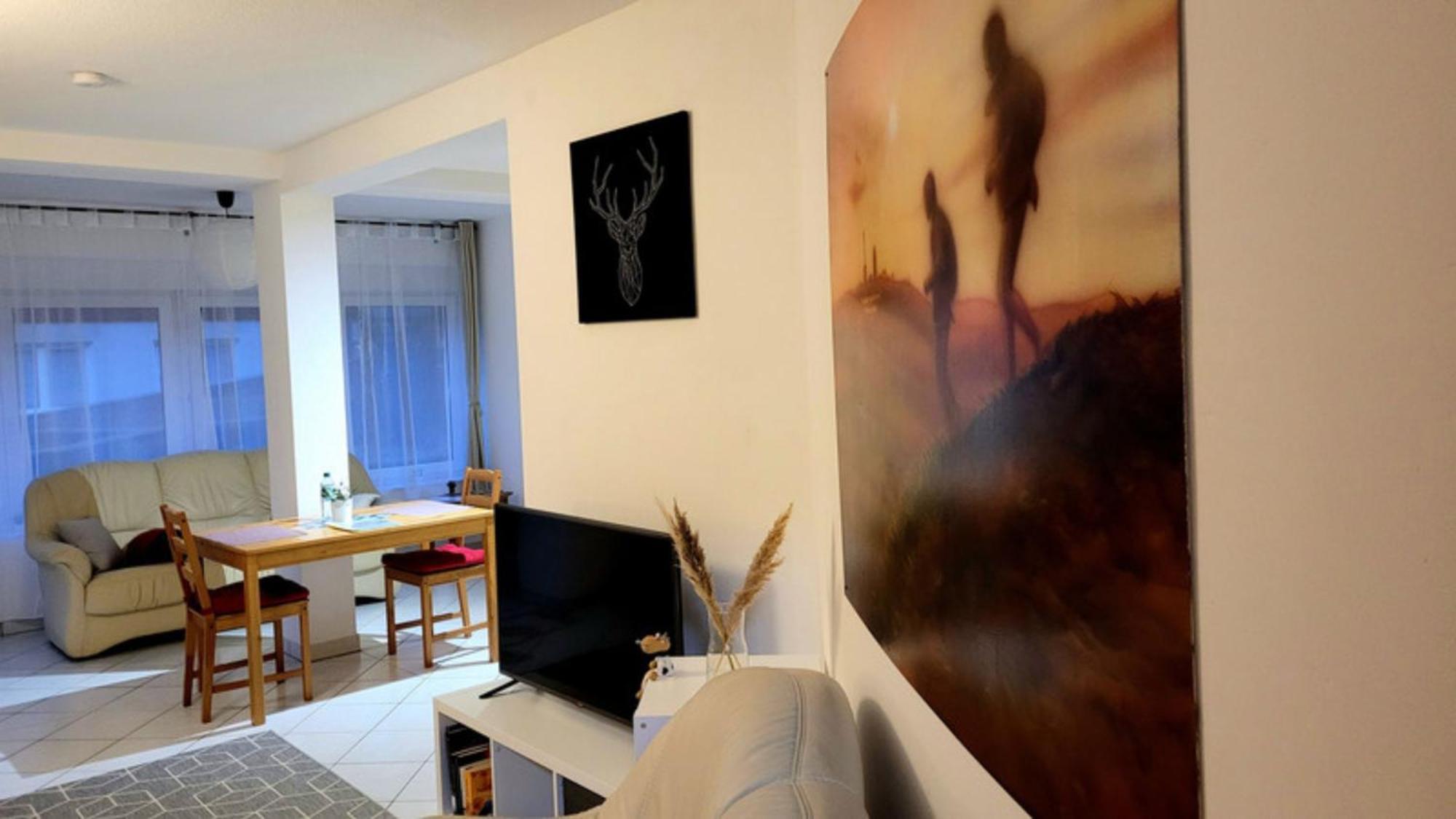 Wohlfuehl-Ferienwohnung Mit Tiefgarage Im Gruenen Oberhof  Kültér fotó